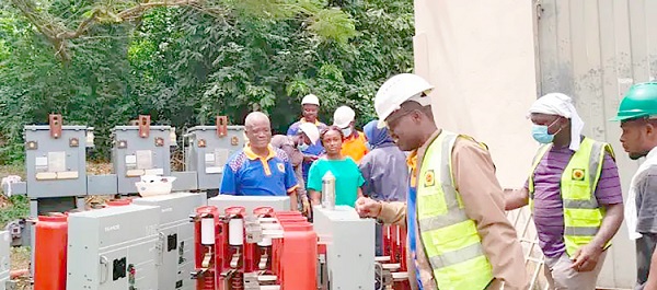 Peter Fletcher (left), General Manager of Ashanti Sub-transmission, ECG, leading his team to carry out the maintenance work Peter Fletcher (left), General Manager of Ashanti Sub-transmission, ECG, leading his team to carry out the maintenance work