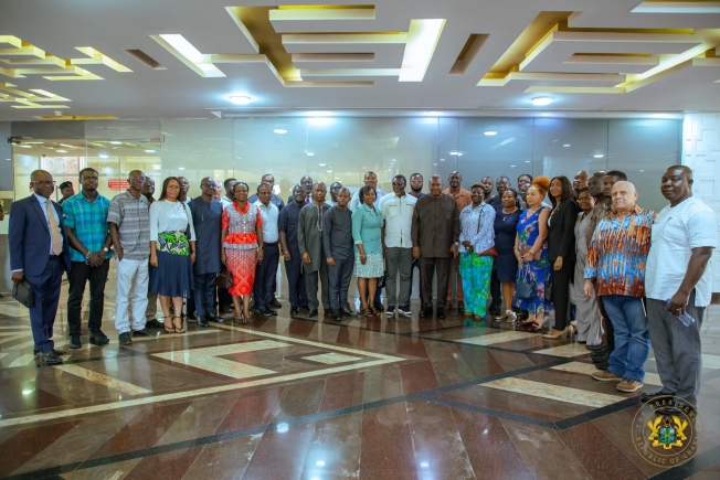 Cedi to stabilise between GH¢10 and GH¢12 against dollar – President assures exporters