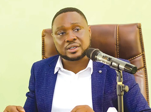 George Justice Arthur, Cape Coast MCE, addressing the assembly