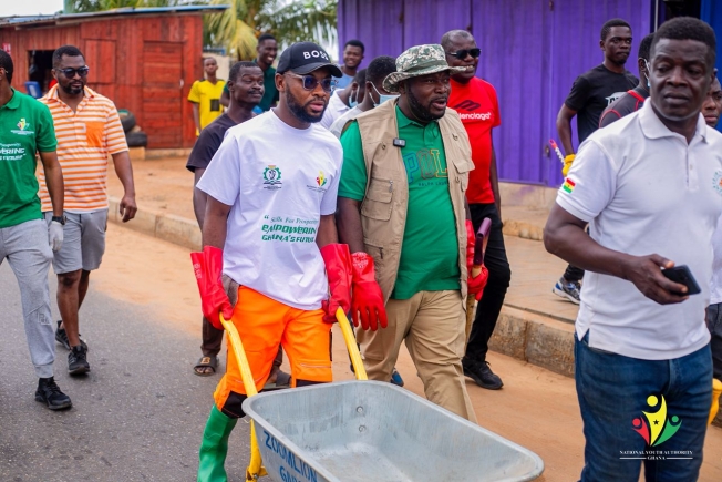 NYA Boss Osman Ayariga Rallies Youth for National Clean-Up Exercise Across 16 Regions