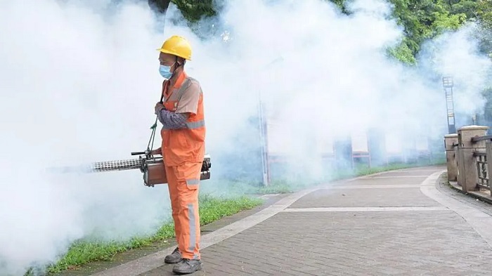 Guangdong authorities have vowed to take "decisive and forceful measures" to stop the spread of the disease Guangdong authorities have vowed to take "decisive and forceful measures" to stop the spread of the disease