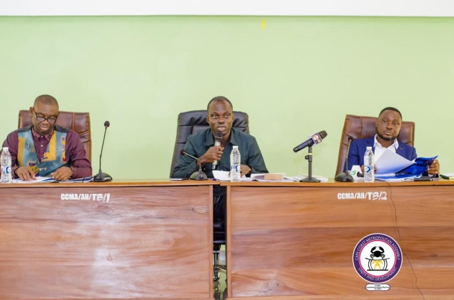 Cape Coast MCE warns: Children found outside after 9pm to face detention