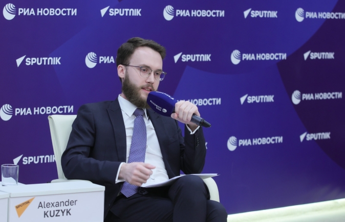 Don’t hand newsroom judgement to AI, journalists warned