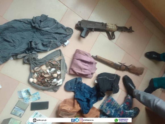 Police recover arms, ammunition in abandoned vehicle