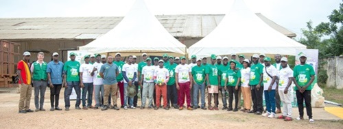 The participants after the Farm Field Day The participants after the Farm Field Day