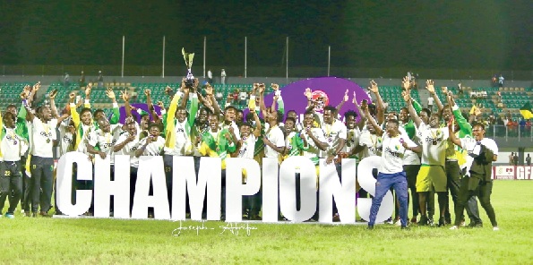 • Players and officials of Bibiani Gold Stars celebrating with the GHALCA top 4 trophy yesterday at the University of Ghana Stadium after their dominant performance in the competition • Players and officials of Bibiani Gold Stars celebrating with the GHALCA top 4 trophy yesterday at the University of Ghana Stadium after their dominant performance in the competition