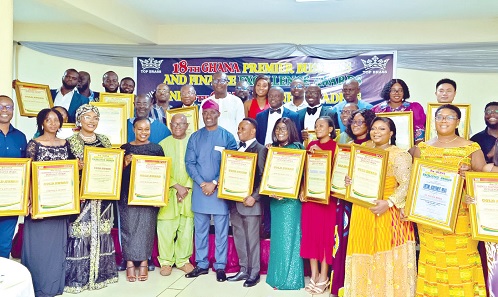 Some of the award winners with their citation Some of the award winners with their citation