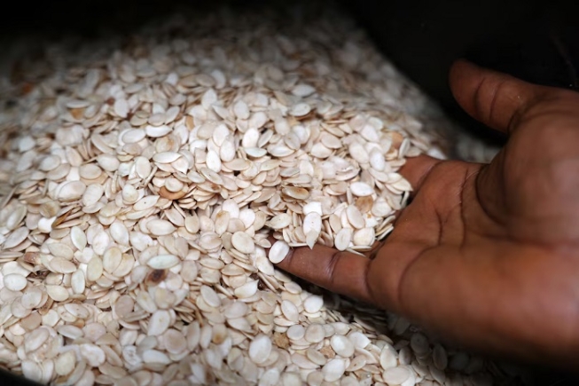 Egusi (melon) seeds are displayed at a market in Lagos Nigeria, August 12, 2025. REUTERS/Sodiq Adelakun