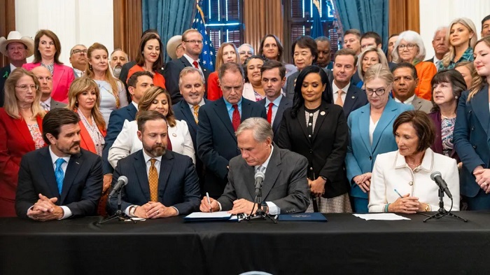 A signing ceremony of Governor Greg Abbott took place on 26 August A signing ceremony of Governor Greg Abbott took place on 26 August