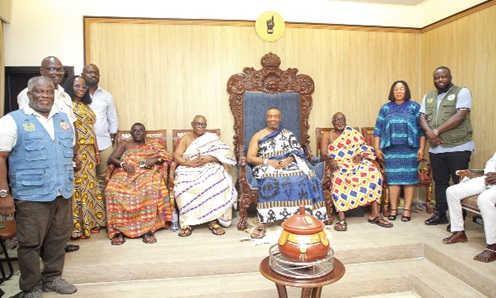 King Tackie Teiko Tsuru II (4th from right), Ga Mantse, with Linda Obenewaa Akweley Ocloo (2nd from right), Michael Kpakpo Allotey (right), Alfred Allotey-Gaisie (left), Korley Klottey MCE, and other dignitaries after the meeting. Picture: CALEB VANDERPUYE
