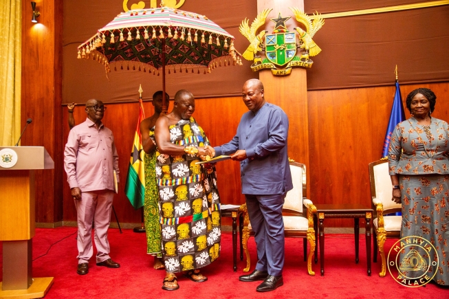 Otumfuo urges unity and compliance as Bawku peace report reaches Jubilee House