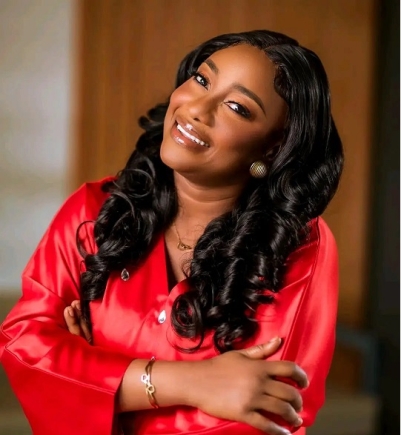 Ruth Adjei wins Female Vocalist of the Year at Praise Achievement awards