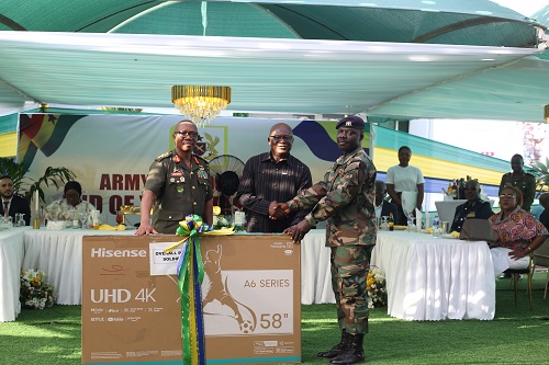 Major General William Azure Ayamdo Rtd (middle), a former chief of army staff presenting the overall best soldier 2025 award to the winner. With him is  Major General Lawrence Gbetanu (left), Chief of Army staff. Picture: BENEDICT OBUOBI
