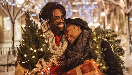 Christmas date ideas for a romantic holiday
