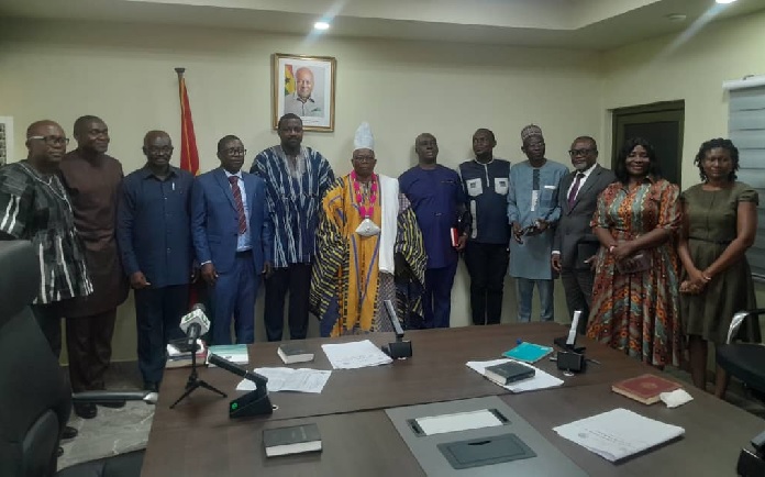 John Setor Dumelo, Deputy Minister of Food and Agriculture with members of the Irrigation Development Authority.
