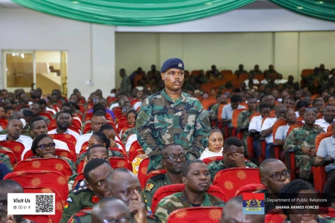 Defence Minister rewards soldier who rejected ‘galamsey’ bribe Defence Minister rewards soldier who rejected ‘galamsey’ bribe
