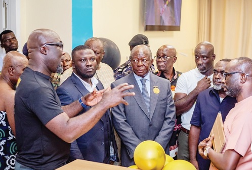 Otumfuo Osei Tutu II (middle), the Asantehene, cheerfully looking on while Prof. Addai Mensah (hands raised), CEO of KATH, explains a point during the tour. Those with them are Dr Frank Amoakohene (2nd from left), the Ashanti Regional Minister; Mr Adu Boakye (3rd from right), Chairman, HealKATH project, Kojo Darko (right), Resident Engineer, and James Osei Brown, Managing Director, Joshob Construction. Pictures: EMMANUEL BAAH Otumfuo Osei Tutu II (middle), the Asantehene, cheerfully looking on while Prof. Addai Mensah (hands raised), CEO of KATH, explains a point during the tour. Those with them are Dr Frank Amoakohene (2nd from left), the Ashanti Regional Minister; Mr Adu Boakye (3rd from right), Chairman, HealKATH project, Kojo Darko (right), Resident Engineer, and James Osei Brown, Managing Director, Joshob Construction. Pictures: EMMANUEL BAAH