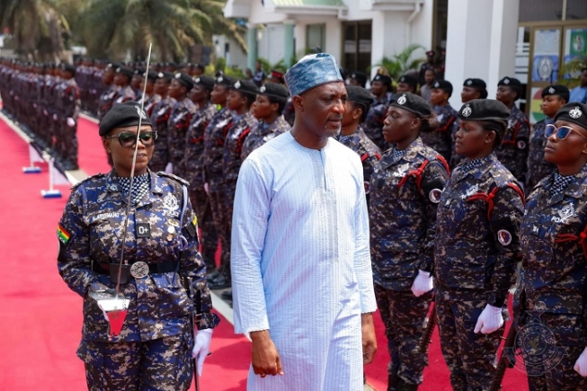 Interior Minister visits Police Headquarters, pledges support for security efforts