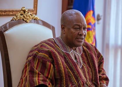 President Mahama addressing the meeting