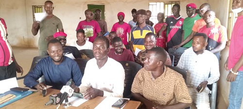 David Uwumborkan Nalibey (middle) addressing the news conference. With him is a section of the NDC youth of Nkwanta-North David Uwumborkan Nalibey (middle) addressing the news conference. With him is a section of the NDC youth of Nkwanta-North