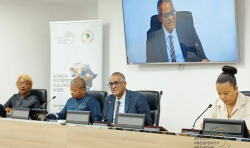 Sidig Faroug Eltoum, Chief Executive Officer of the Africa Prosperity Network (APN) (2ns right), Chief of Staff at the African Continental Free Trade Area (AfCFTA) Secretariat, Mr Rui Pedro Afonso Livramento (2nd left), Stephanie Diatta, Chief of Partnerships and International Relations at the APN Secretariat (right) addressing members of the press Sidig Faroug Eltoum, Chief Executive Officer of the Africa Prosperity Network (APN) (2ns right), Chief of Staff at the African Continental Free Trade Area (AfCFTA) Secretariat, Mr Rui Pedro Afonso Livramento (2nd left), Stephanie Diatta, Chief of Partnerships and International Relations at the APN Secretariat (right) addressing members of the press