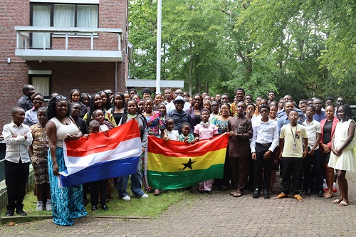 Ghanaian students on European tour meet Ambassador in the Netherlands