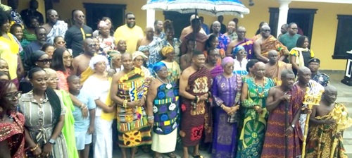  Dignitaries at the event with the diasporans