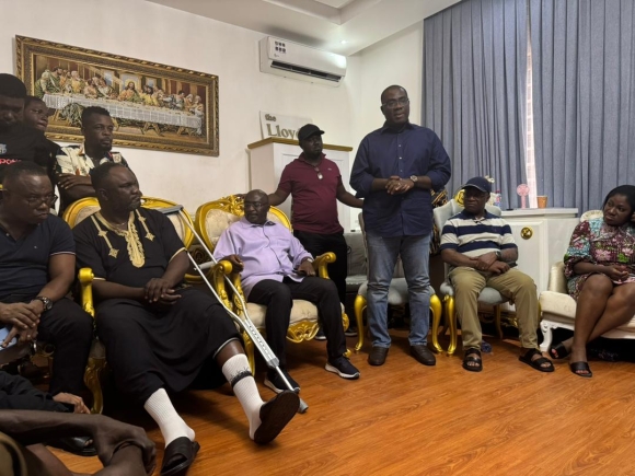 Bawumia pledges to set up NPP welfare fund after visiting assaulted party organiser Bawumia pledges to set up NPP welfare fund after visiting assaulted party organiser