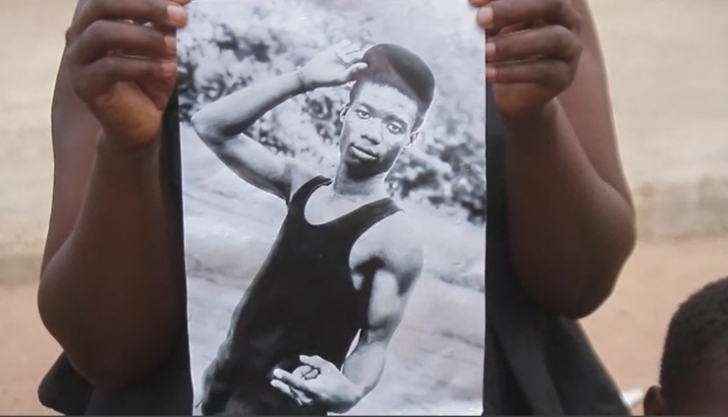Kwahu Tafo in mourning: Teen stabbed in neck by friend over alleged money dispute Kwahu Tafo in mourning: Teen stabbed in neck by friend over alleged money dispute