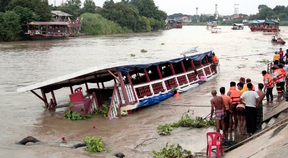 The boat capsized while ferrying commuters across the collapsed Namnai Bridge in the Gassol Local Government Area of Taraba State The boat capsized while ferrying commuters across the collapsed Namnai Bridge in the Gassol Local Government Area of Taraba State
