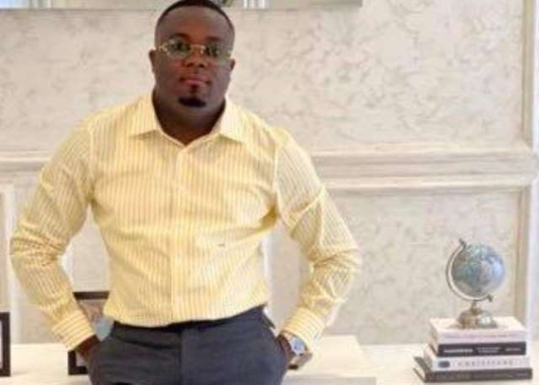 How Kofi Boat and his "sakawa" gang allegedly swindled over $100million from American 'clients' How Kofi Boat and his "sakawa" gang allegedly swindled over $100million from American 'clients'