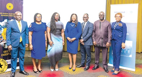 Matilda Asante-Asiedu (middle), 2nd Deputy Governor, BoG; John Awuah (2nd from right), CEO, GAB; Jewel Kudjawu (2nd from left), Director, EPA, and Yewande Giwa (3rd from left), Senior Operations Officer, IFC, at the opening of the Ghana Sustainable Banking Principles – Construction Sector Deep Dive