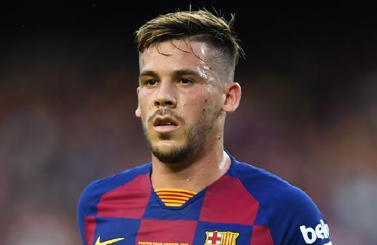 Former Barcelona starlet Carles Pérez hospitalised after dog bite to genitals Former Barcelona starlet Carles Pérez hospitalised after dog bite to genitals