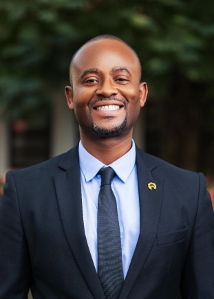 Dr. Andrews Agyekumhene Dr. Andrews Agyekumhene