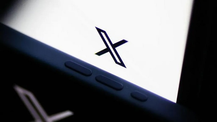 X is popular among politicians and activists to communicate with the public X is popular among politicians and activists to communicate with the public