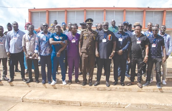 • Samuel Kuffour (arrowed) with the football legends and prison officers during the visit • Samuel Kuffour (arrowed) with the football legends and prison officers during the visit
