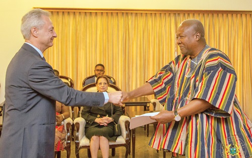 Athanasios V. Kotsionis, Ambassador of the Hellenic Republic of Greece, presenting his credentials to  President Mahama 