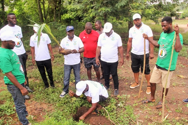 Members of the Abutia Development Union during the tree planting exercise Members of the Abutia Development Union during the tree planting exercise