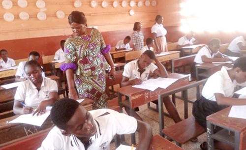 Dr Rosemond Wilson, Head of National Office of WAEC, undertaking a tour of some BECE centres in Accra Dr Rosemond Wilson, Head of National Office of WAEC, undertaking a tour of some BECE centres in Accra