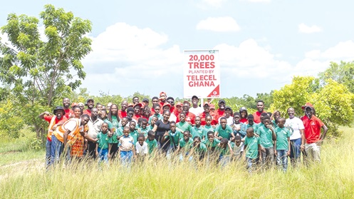 The employee volunteers from Telecel Ghana after the exercise 