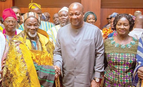 Ya-Na Abukari II (left), Overlord of Dagbon, exchanging pleasantries with President John Mahama (2nd from right). With them are Vice-President, Prof. Naana Jane Opoku-Agyemang (right), and some chiefs from Dagbon Ya-Na Abukari II (left), Overlord of Dagbon, exchanging pleasantries with President John Mahama (2nd from right). With them are Vice-President, Prof. Naana Jane Opoku-Agyemang (right), and some chiefs from Dagbon