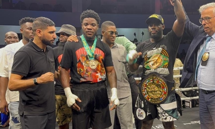 Tabiti congratulated by promoters Tabiti wins