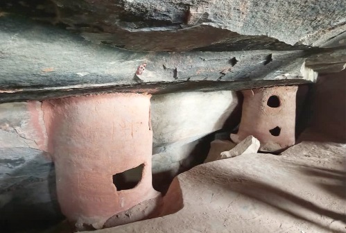 Some remnants of the items that were used by the ancestors at the cave Some remnants of the items that were used by the ancestors at the cave