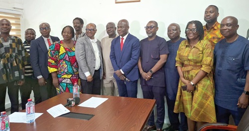 Ahmed Ibrahim (arrowed), the Minister of Local Government, Chieftaincy and Religious Affairs, with the delegation from LOGNET