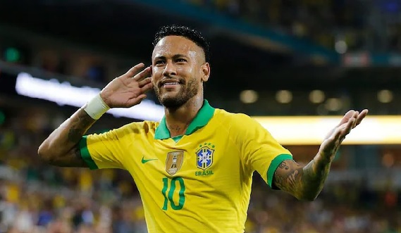 Neymar Jr. back to Brazil squad Neymar Jr. back to Brazil squad