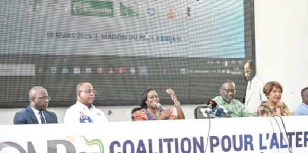 • Tidjane Thiam (2nd from right), Ivorian opposition leader, and Simone Ehivet Gbagbo, former First Lady (3rd from left), with other members of the coalition • Tidjane Thiam (2nd from right), Ivorian opposition leader, and Simone Ehivet Gbagbo, former First Lady (3rd from left), with other members of the coalition