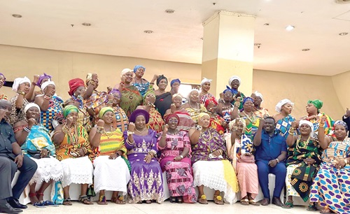 Nana Akosua Frimpomaa Sarpong Kumankuma (5th from left), Chairperson of the Advisory Board for Unity Queens Ghana, and Dzifa Abla Gomashie (6th from right), Minister of Tourism, Culture, and Creative Arts, after the meeting Nana Akosua Frimpomaa Sarpong Kumankuma (5th from left), Chairperson of the Advisory Board for Unity Queens Ghana, and Dzifa Abla Gomashie (6th from right), Minister of Tourism, Culture, and Creative Arts, after the meeting