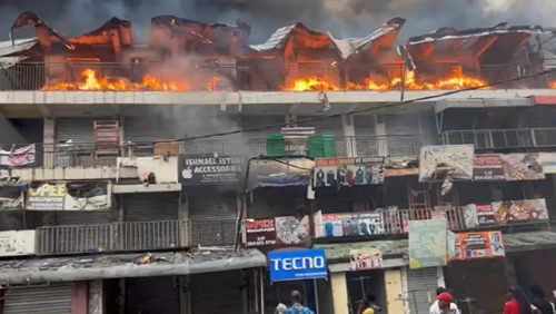 Kumasi: Fire guts commercial building at Adum Kumasi: Fire guts commercial building at Adum