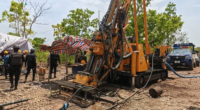 Nine illegal miners, including five foreigners, arrested along Black Volta in Savannah Region Nine illegal miners, including five foreigners, arrested along Black Volta in Savannah Region