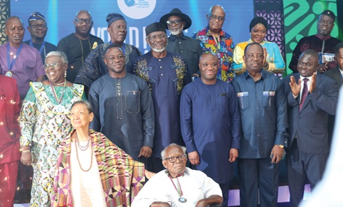 Felix Kwakye Ofosu (3rd from right), Minister of State in Charge of Government Communications, with Albert Dwumfour (right), President, Ghana Journalists Association, and the awardees at the World Press Freedom Day celebration. Picture: BENEDICT OBUOBI Felix Kwakye Ofosu (3rd from right), Minister of State in Charge of Government Communications, with Albert Dwumfour (right), President, Ghana Journalists Association, and the awardees at the World Press Freedom Day celebration. Picture: BENEDICT OBUOBI